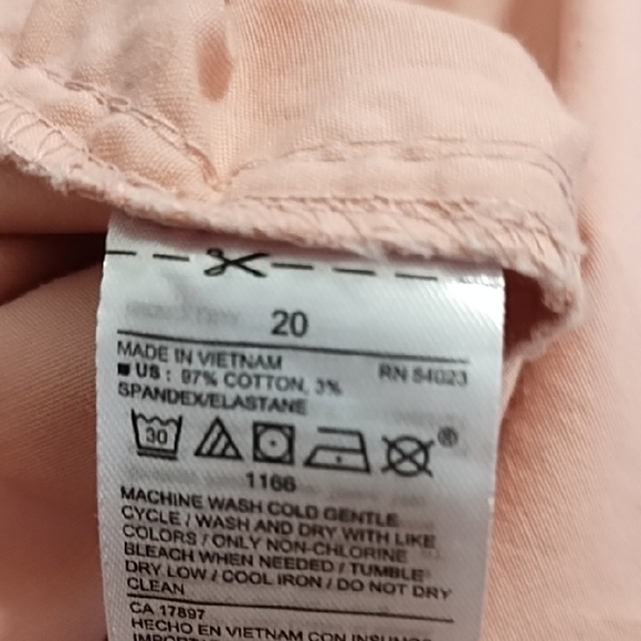 Old Navy Soft Pink Chinos Relaxed Fit Lightweight Cotton Spandex Pockets NWOT - Picture 11 of 14